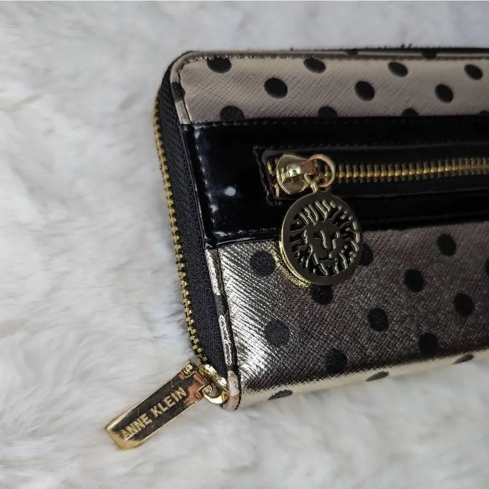 Anne Klein Zip Around Wallet Gold and Black Zip Coin Pocket and Card Bill Slots